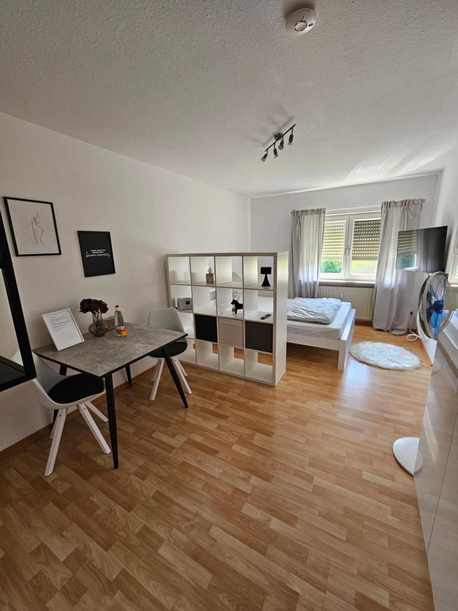 Charmante 1 Zimmerwohnung Mit Stellplatz ヴュルツブルク エクステリア 写真