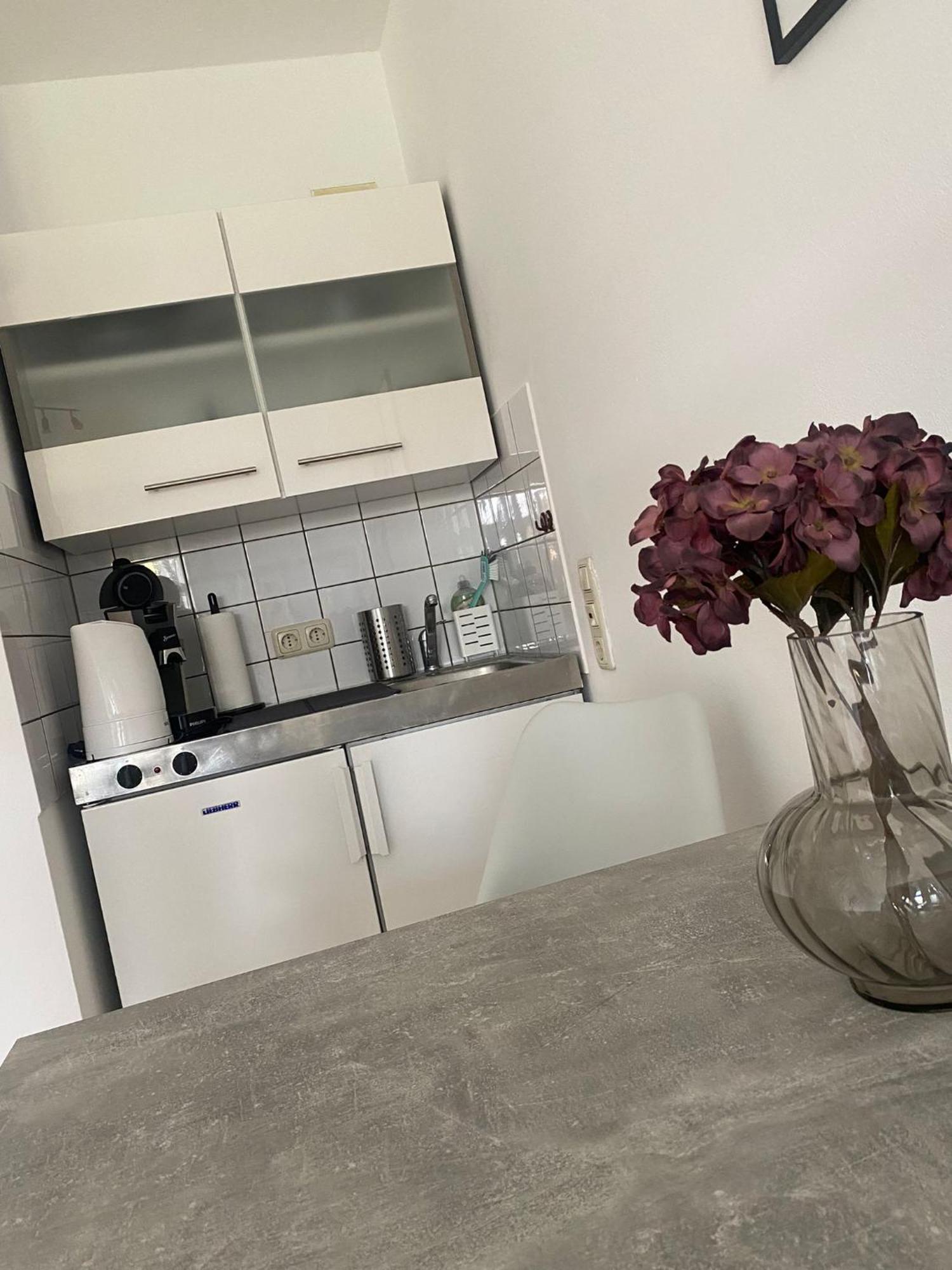 Charmante 1 Zimmerwohnung Mit Stellplatz ヴュルツブルク エクステリア 写真
